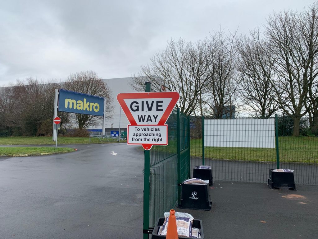 Kirkby Signs Amazon Warehouse 40 Kirkby Signs